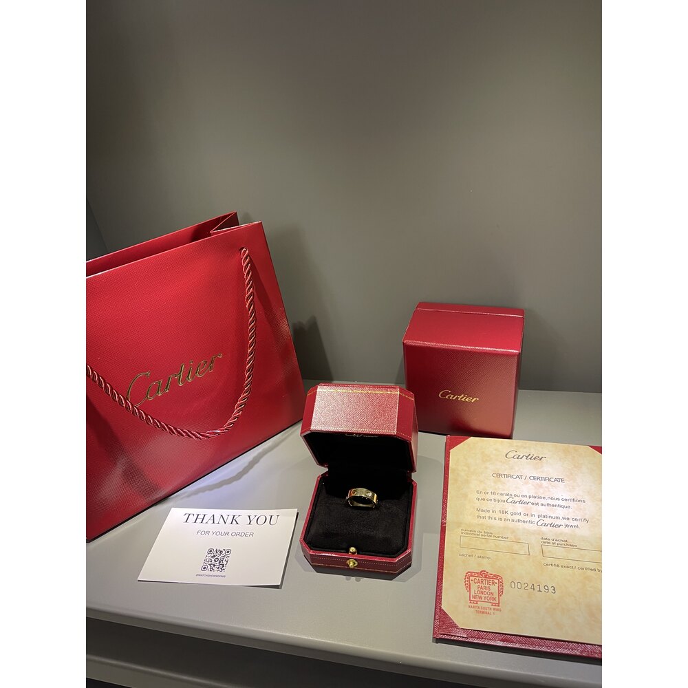Cartier Unisex Yüzük ( Taşlı Gold )