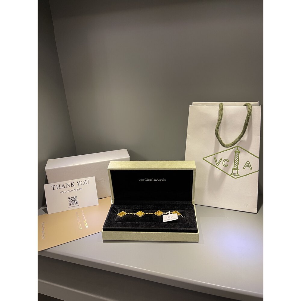 Van Cleef Unisex