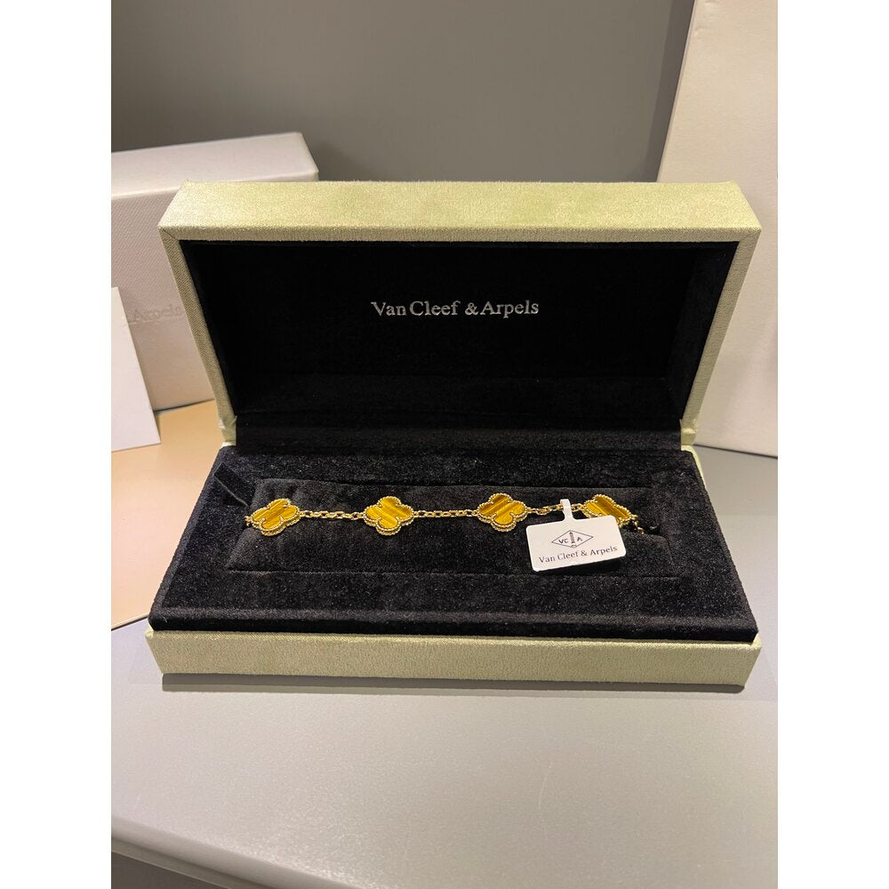 Van Cleef Unisex