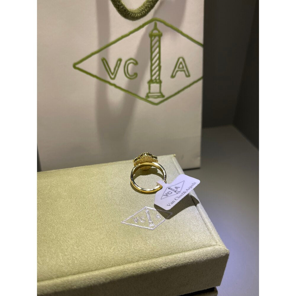 Van Cleef Ring / Yüzük