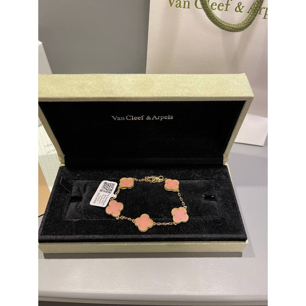 Van Cleef Unisex ( Pink Gold )