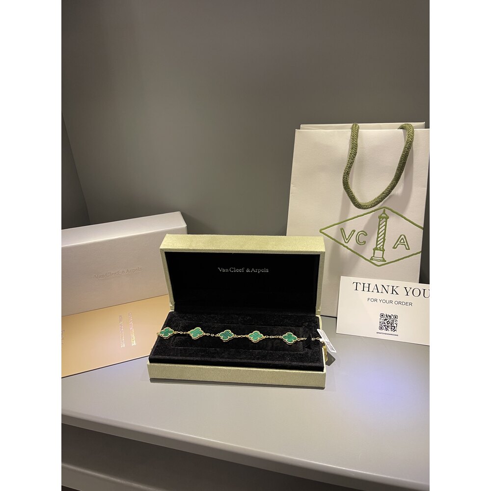 Van Cleef Unisex ( Green Gold )