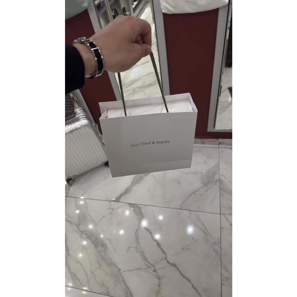 Van Cleef Choker