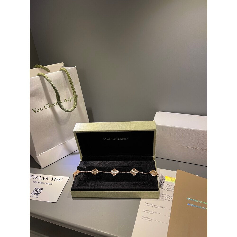 Van Cleef Unisex ( Rose )