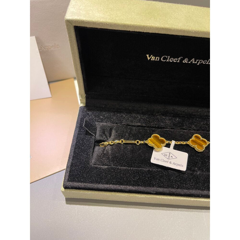 Van Cleef Unisex
