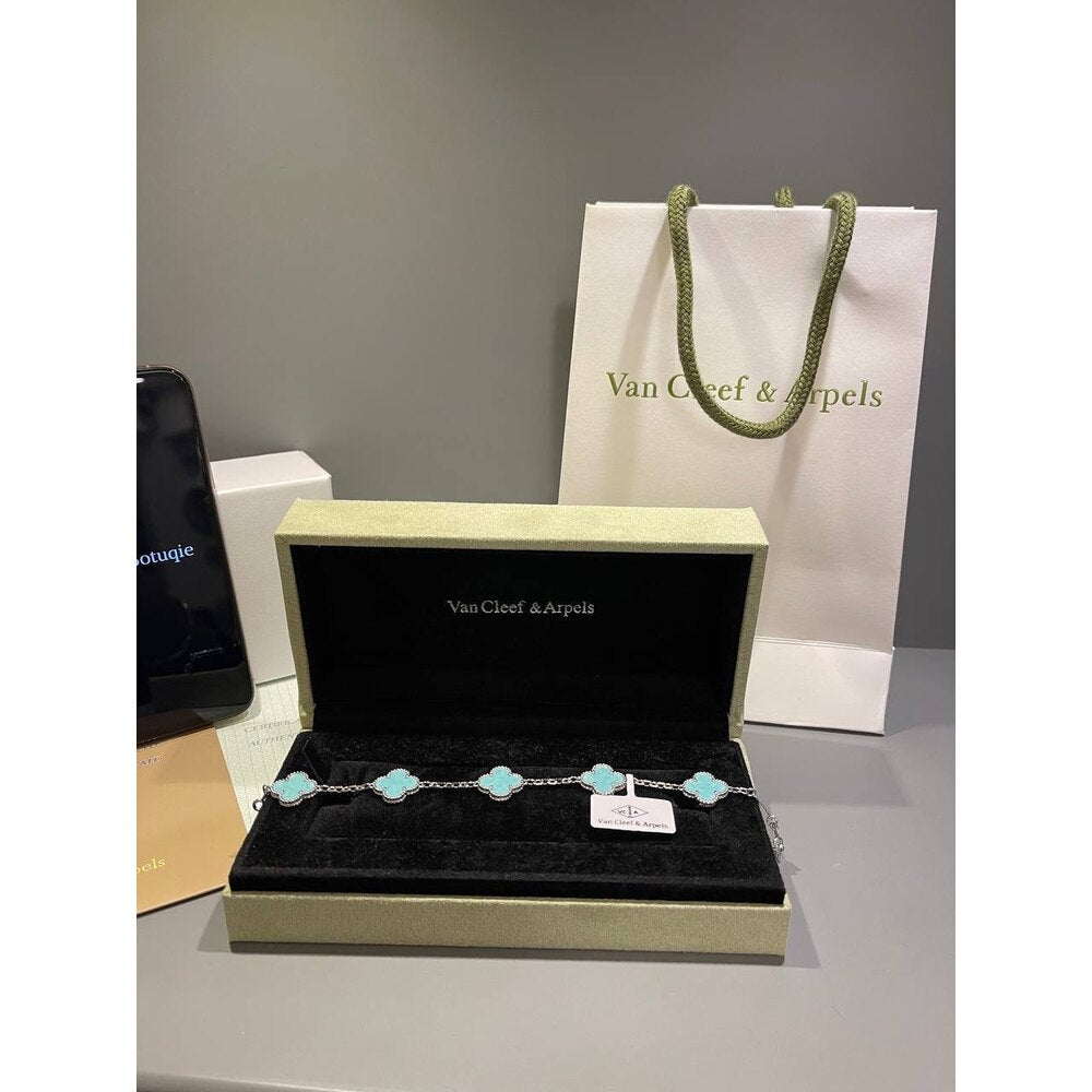 Van Cleef Unisex