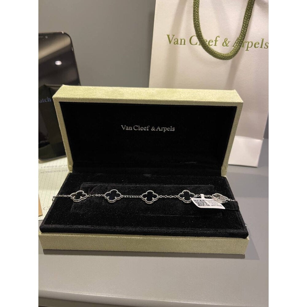 Van Cleef Unisex ( Silver Black )