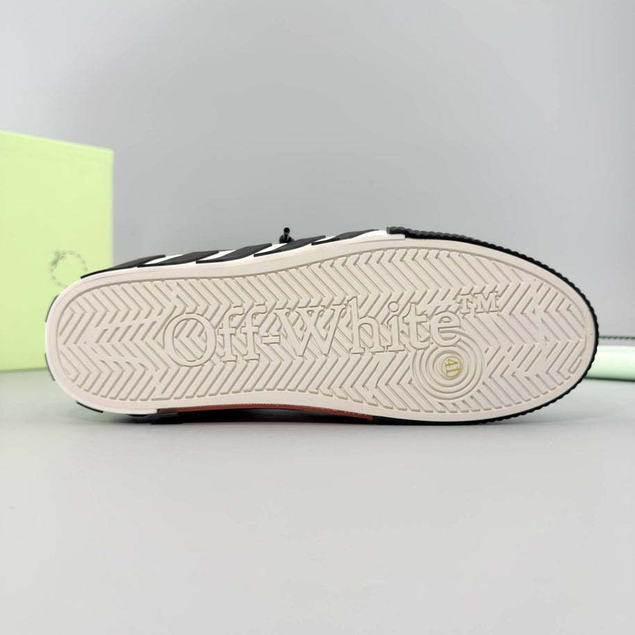 Off-Whıte Vulcanızed Leather Sneakers