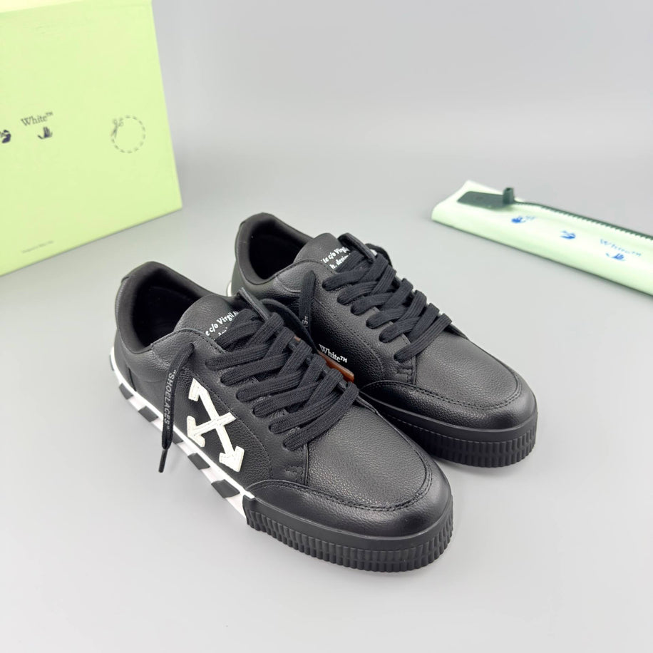 Off-Whıte Vulcanızed Leather Sneakers