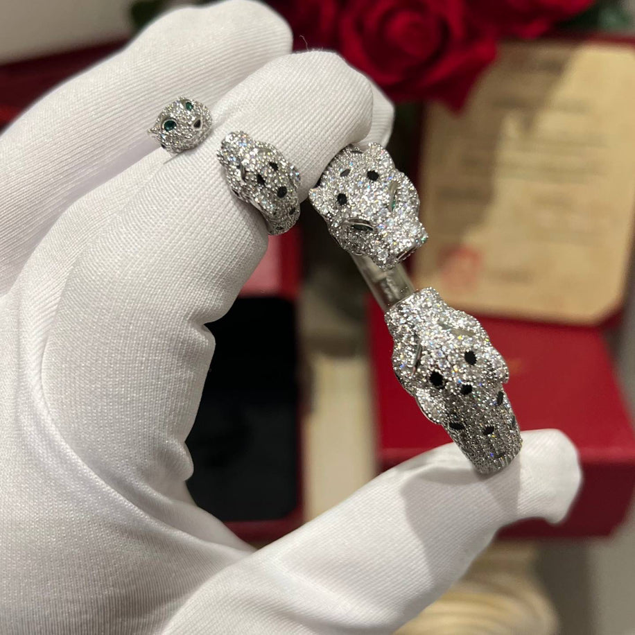 Cartier Panther’e Silver Taşlı Bileklik Yüzük Set