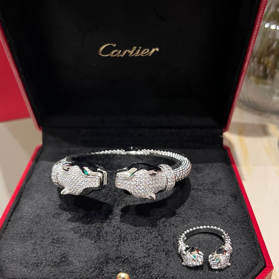 Cartier Panther’e Silver Taşlı Bileklik Yüzük Set