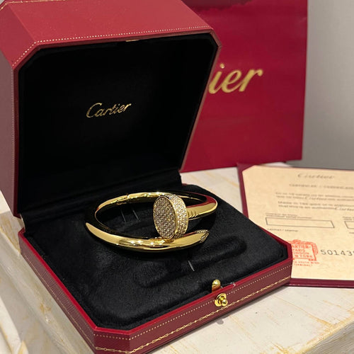 Cartier (Gold) Yarım Taşlı Unisex Özel Ürün Bileklik