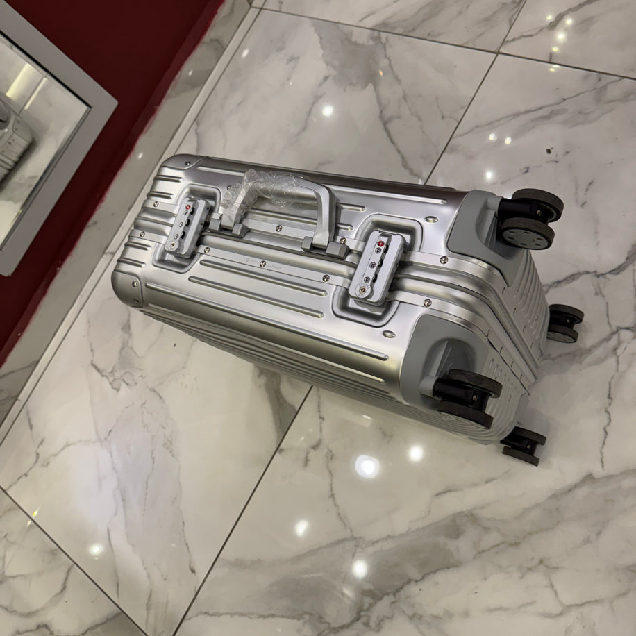Rimowa Valiz (Kabin Boy)