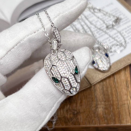 Bvlgari Kolye