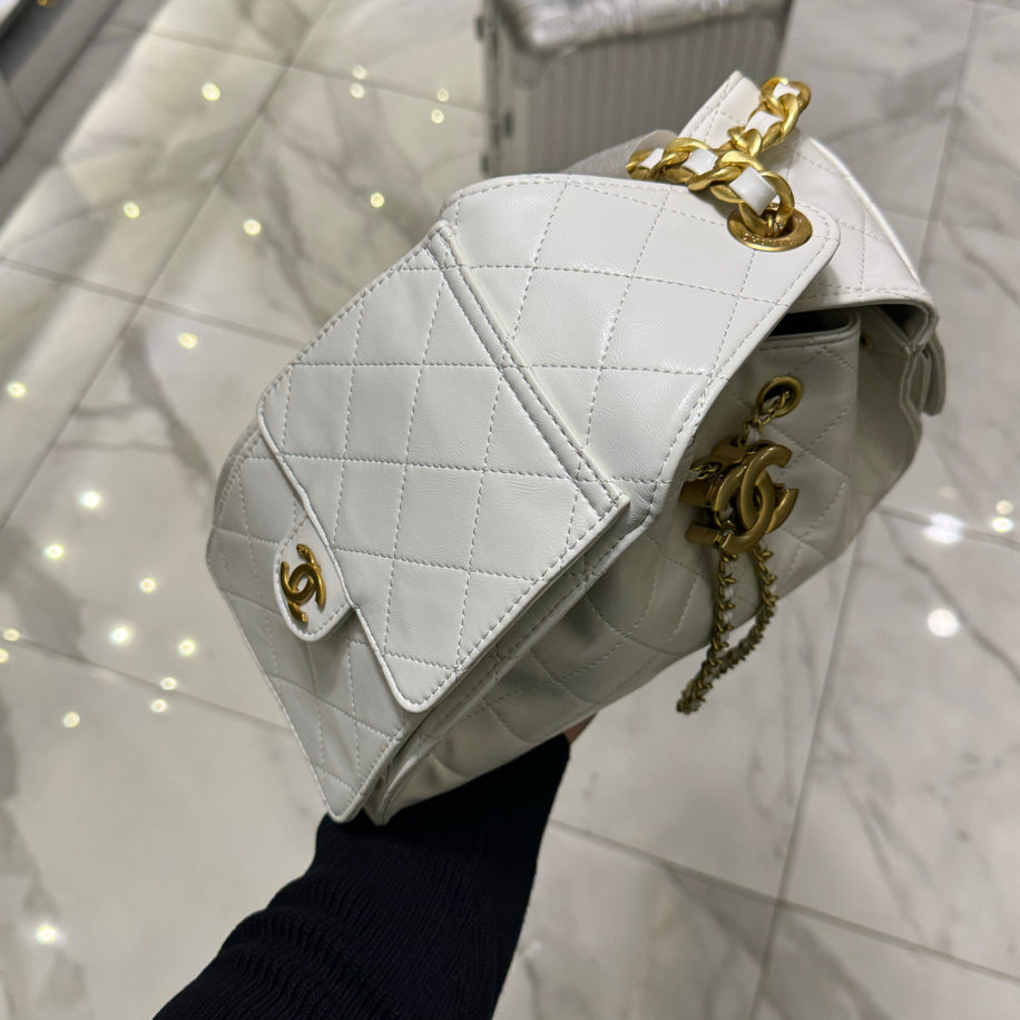 Chanel 25