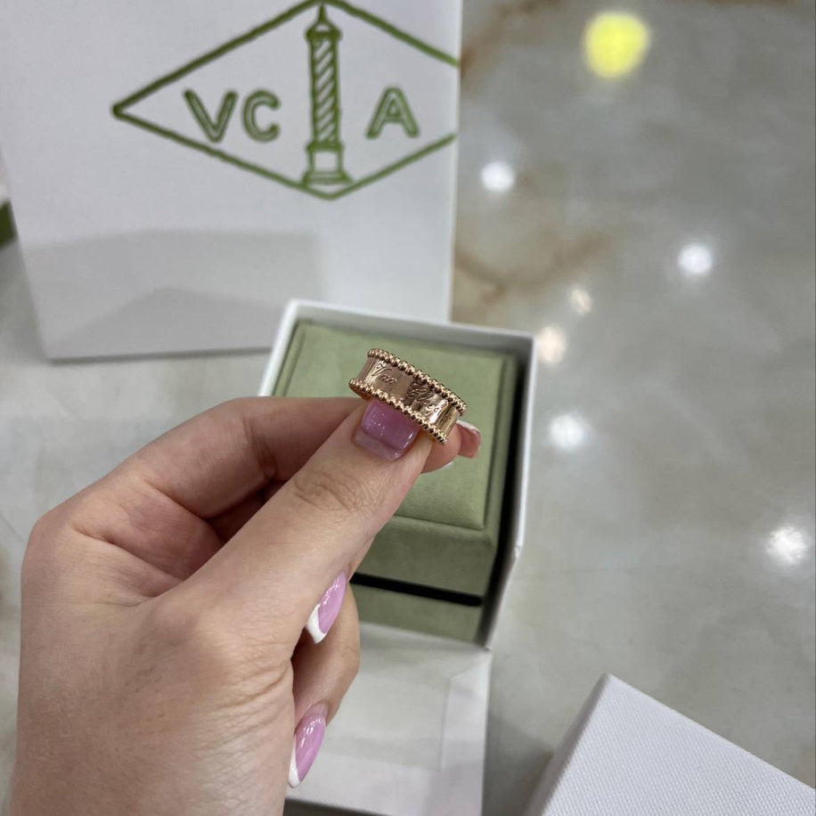 Van Cleef Yüzük