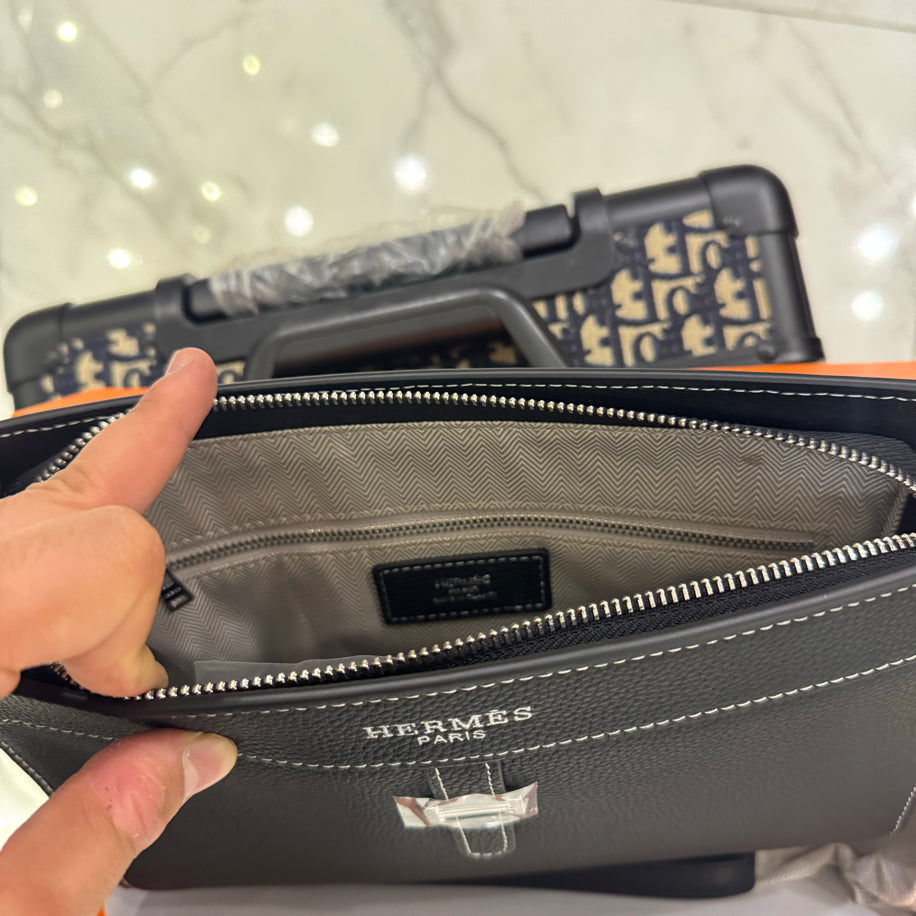 Hermes Dokumatik Clutch Bag