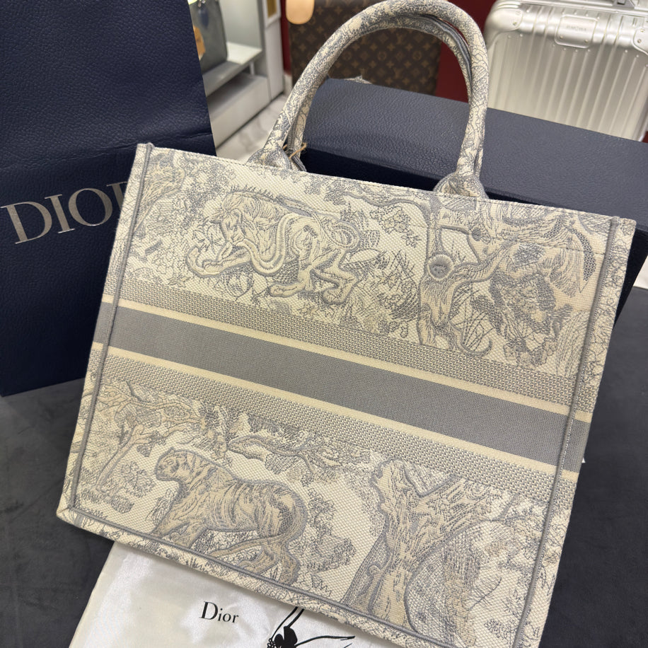 Christian Dior Bag