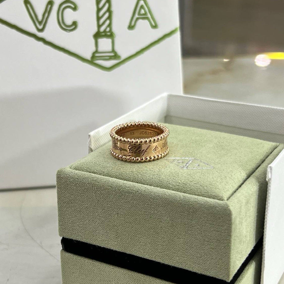 Van Cleef Yüzük