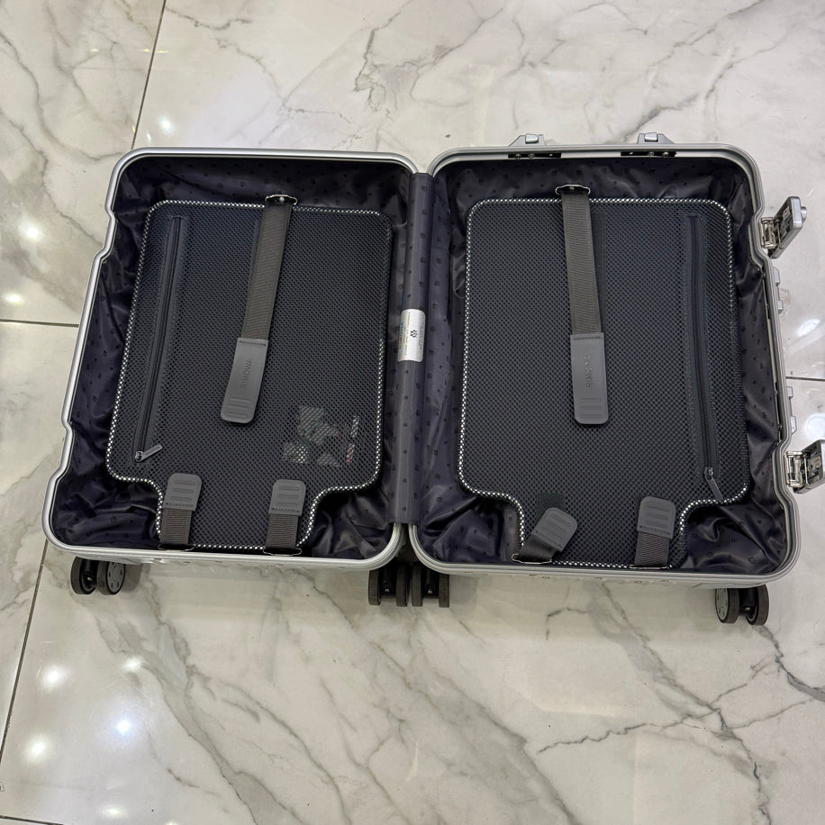 Rimowa Valiz (Kabin Boy)