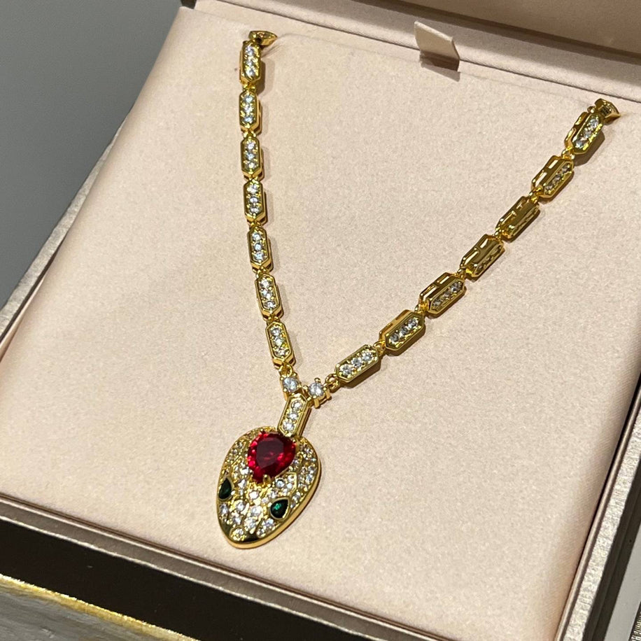 Bvlgari (Gold) Özel Ürün Kolye